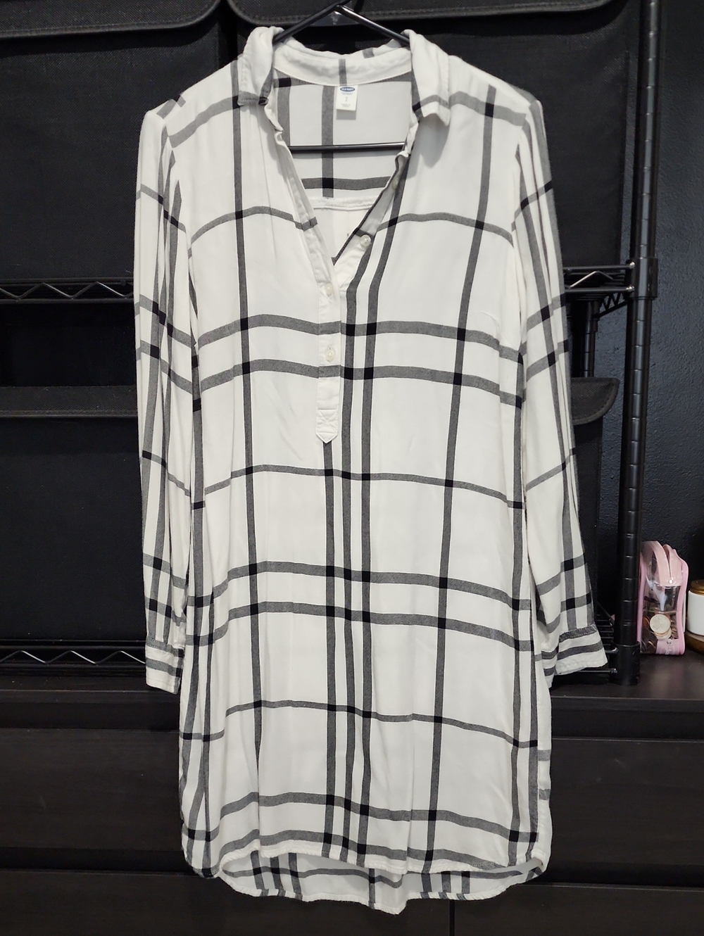 Old Navy White Tunic with Black Windowpane Plaid